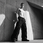 Men's Wide Leg Jeans with Ruched Detail