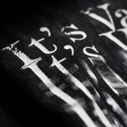 LETTER GRAPHIC STREET TEE